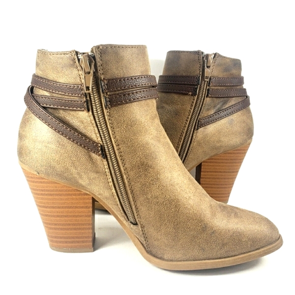 Shoe Dazzle Shanna Brown Faux Leather, Western Inspired Bootie. Women's Size 8M - Picture 7 of 12